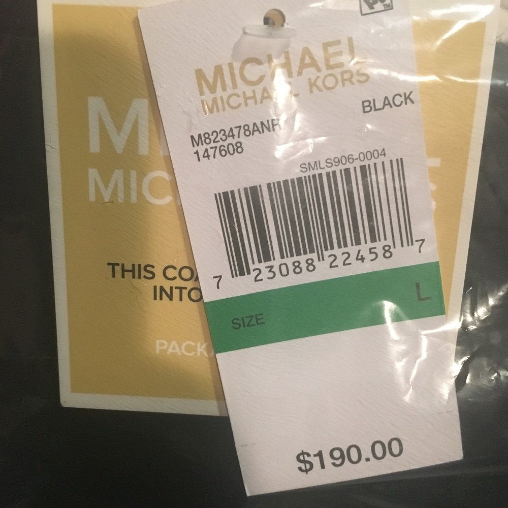 Michael Kors Puffer - Picture 7 of 8
